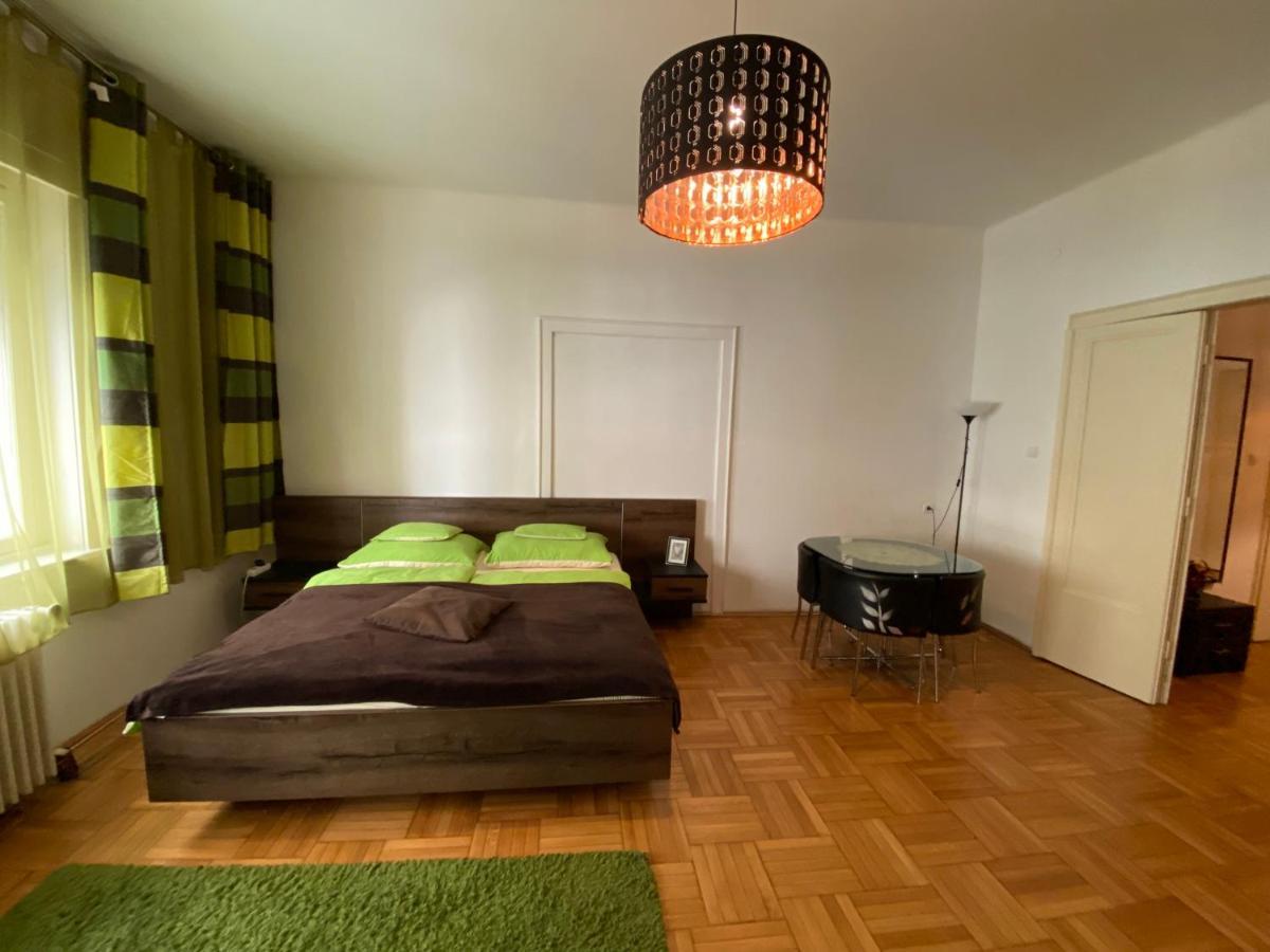 Apartment And Rooms Heart Of The City Budapešť Exteriér fotografie