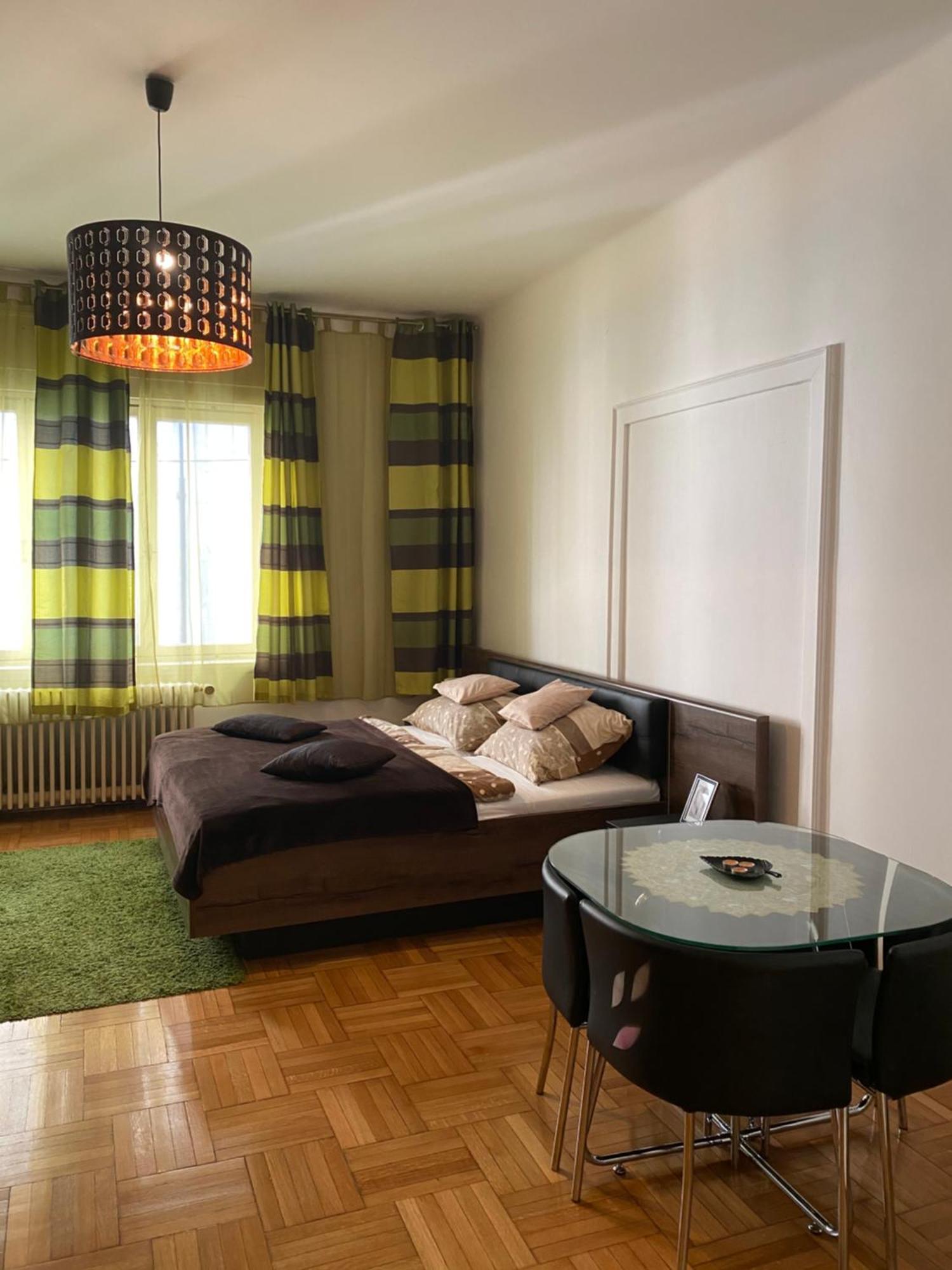 Apartment And Rooms Heart Of The City Budapešť Exteriér fotografie